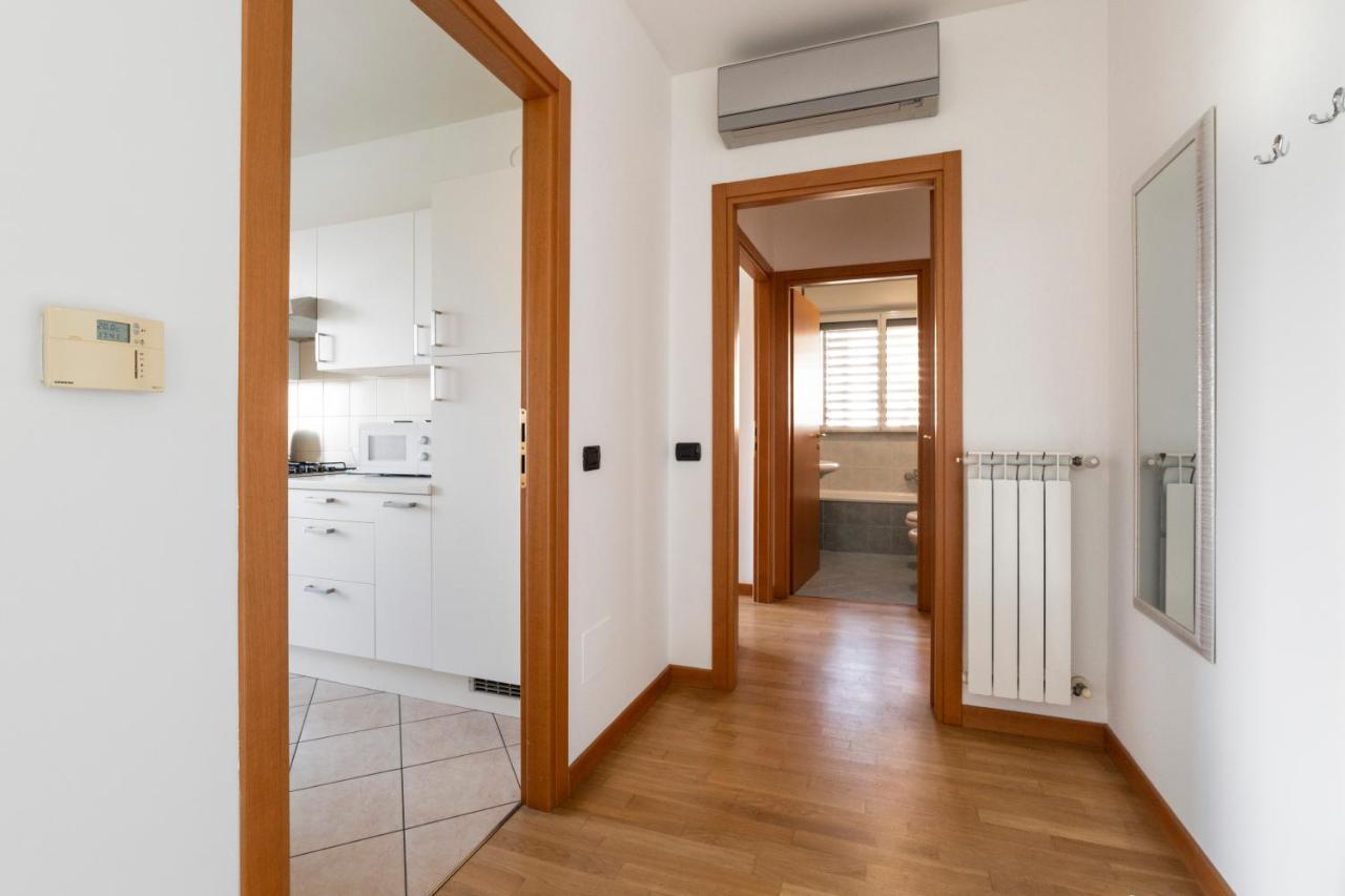 Milano Rogoredo Apt With Terrace! 아파트 외부 사진